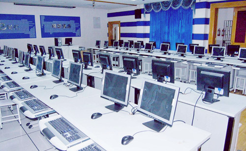 (現(xiàn)代教育技術(shù)論文)淺談現(xiàn)代教育技術(shù)對課程發(fā)展的影響