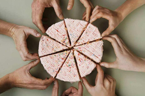 (共享經(jīng)濟(jì)論文)“共享經(jīng)濟(jì)”下的航運(yùn)經(jīng)營模式創(chuàng)新 (共享經(jīng)濟(jì)論文)“共享經(jīng)濟(jì)”下的航運(yùn)經(jīng)營模式創(chuàng)新