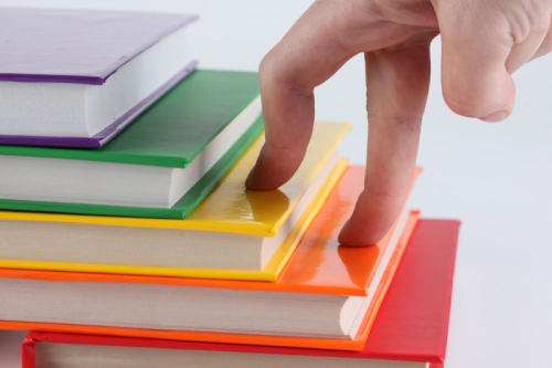 與教育有關(guān)的論文