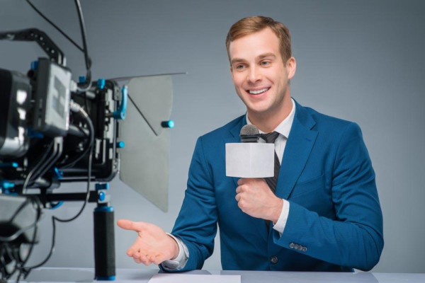 新聞?wù)撐腳新聞?wù)撐?00字800個(gè)字到1000字左右(668論文發(fā)表網(wǎng)站) 新聞?wù)撐腳新聞?wù)撐?00字800個(gè)字到1000字左右(668論文發(fā)表網(wǎng)站)