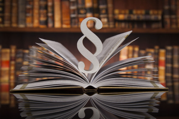 (房地產(chǎn)法論文)范文:物權(quán)法對(duì)房地產(chǎn)管理的影響 (房地產(chǎn)法論文)范文:物權(quán)法對(duì)房地產(chǎn)管理的影響